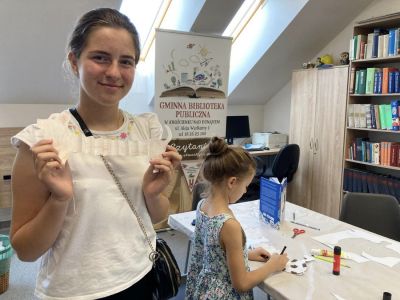 Wakacje z biblioteką